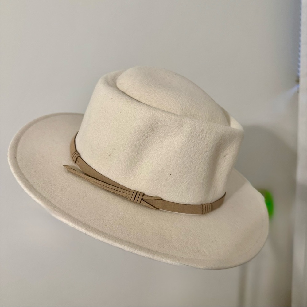 Stylish Cream Fedora Hat with Tan Band